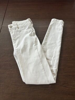 American Eagle Outfitters White Skinny Jeans